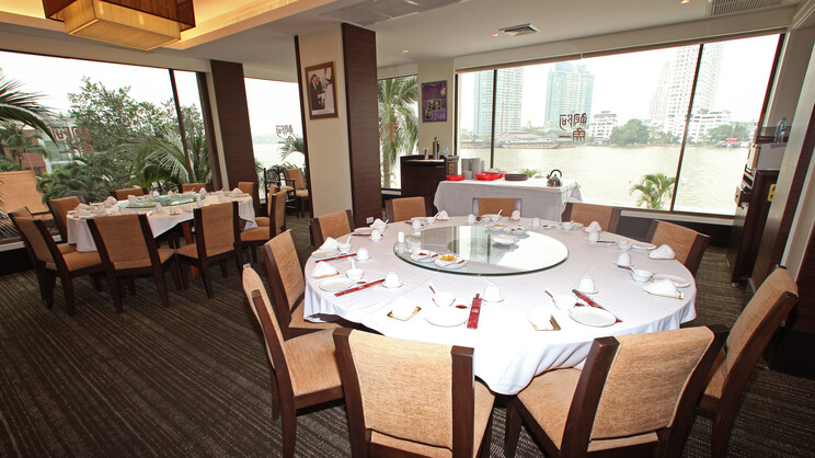 Ramada Plaza by Wyndham Bangkok Menam Riverside